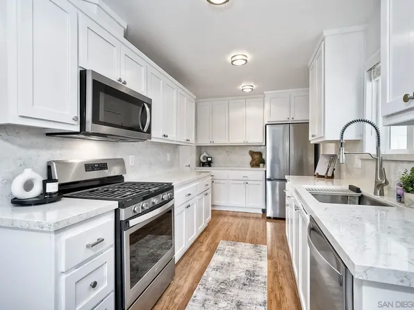 3590 Mira Pacific Dr, Oceanside, CA 92056