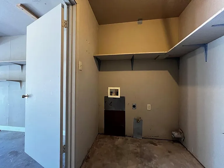 7506 Chelsea Moor #B — Photo 28