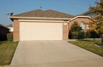 1st image of 4817 Carrotwood Dr