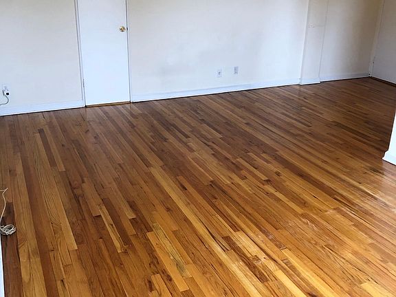 5th image of 3616 Bell Blvd APT 5A