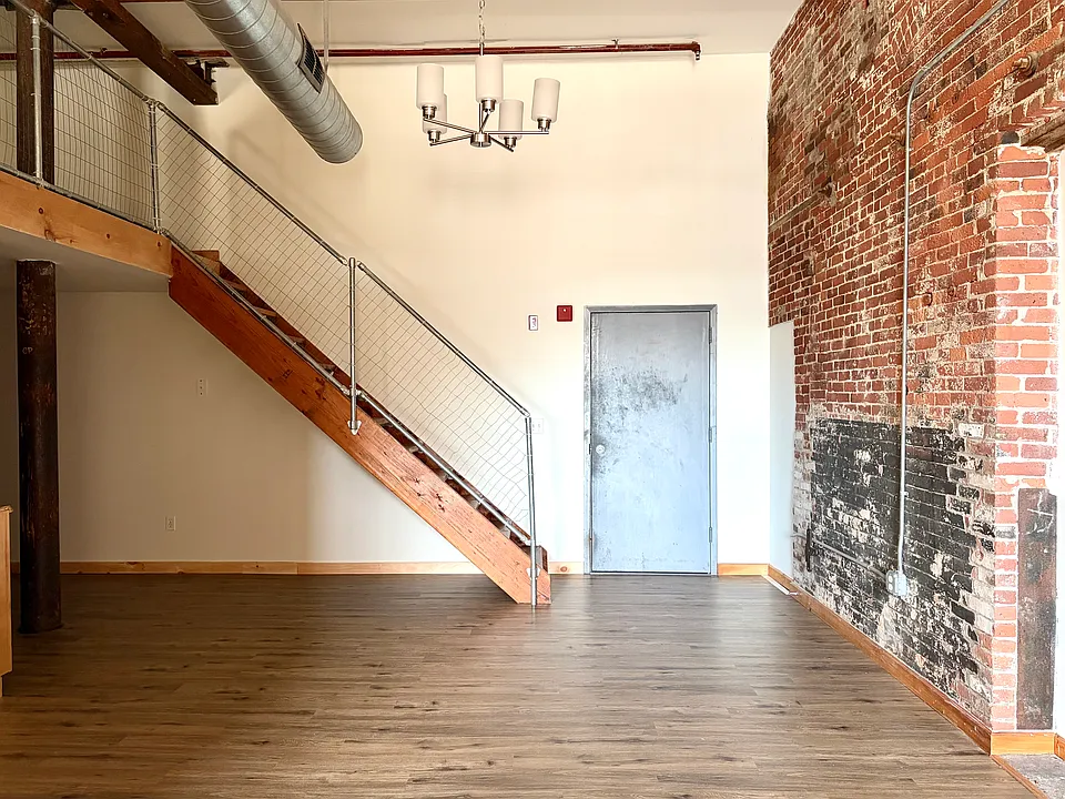 Lofts 125