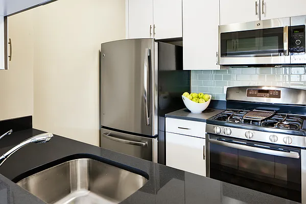 Rented by Bozzuto Management | media 98