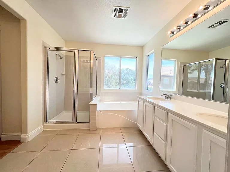 9891 Ridge Hill Ave — Photo 13