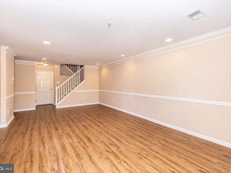253 Flagstone Rd #7 — Photo 11