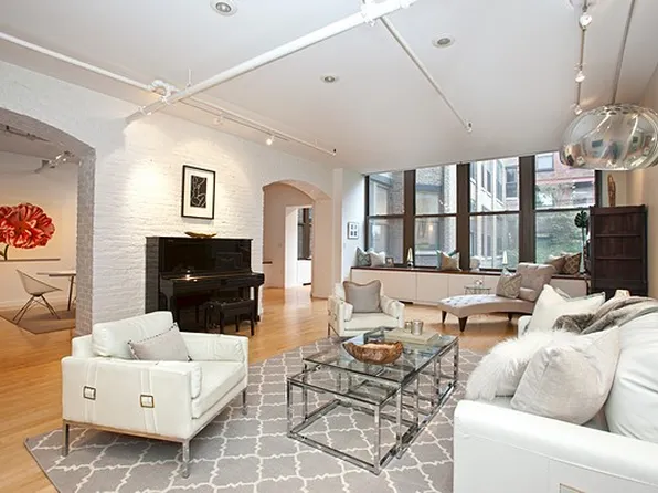 345 West 13th Street image 1 of 10