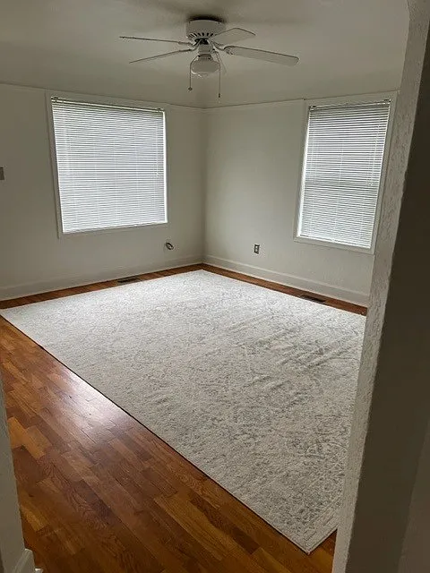 2 bed, 696 sqft, $1,900 — Photo 3