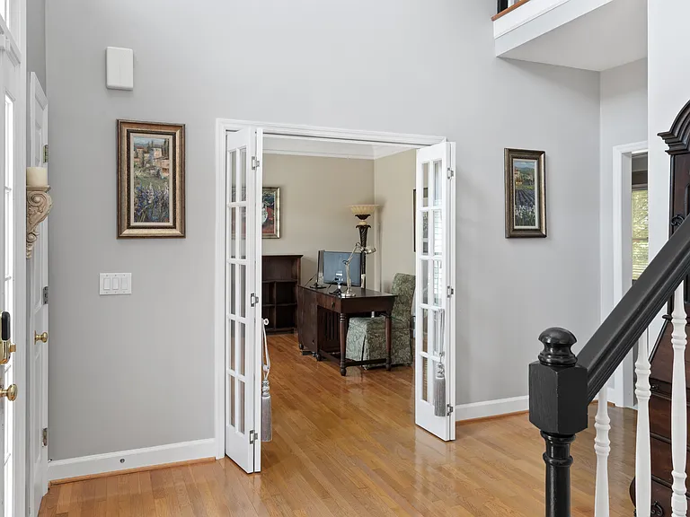 1520 Woodfield Ct — Photo 9