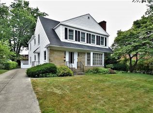 3657 Norwood Rd, Shaker Heights, OH 44122