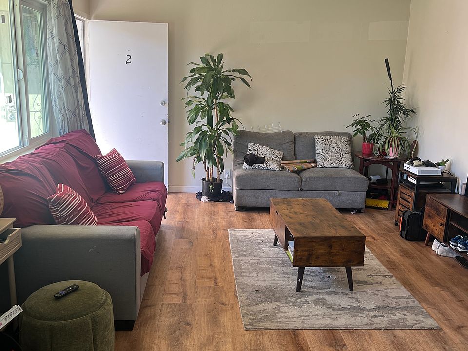 1st image of 819 Opal Dr #2