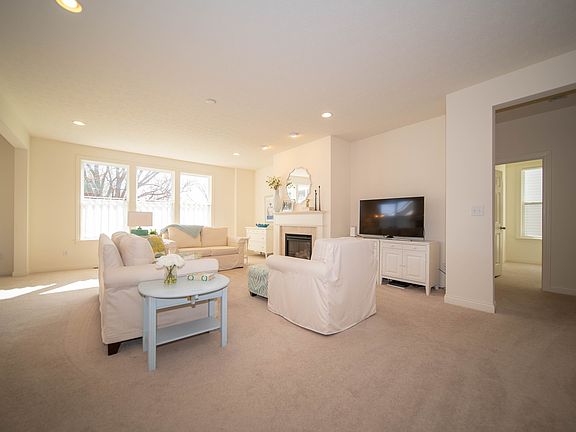 3rd image of 7713 Imperial Eagle Dr