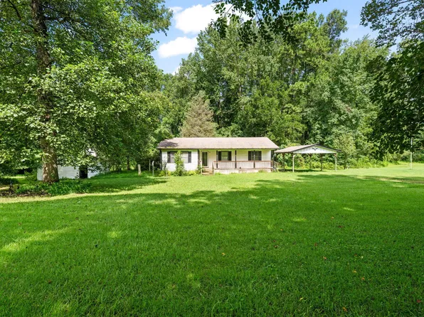 720 Division St, Norlina, NC 27563