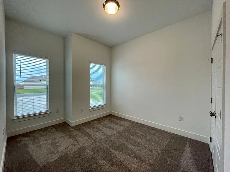 14030 Trailhead Dr — Photo 11
