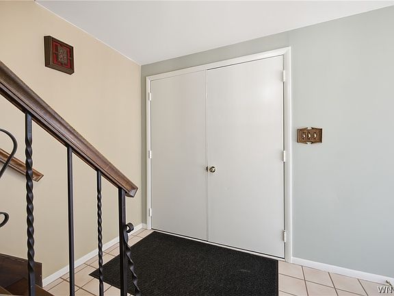 3rd image of 188 Heritage Farm Rd