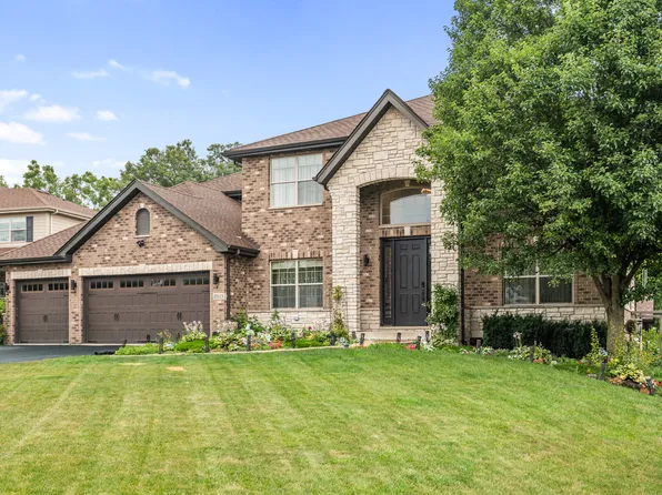 17933 S Beechwood Ct, Lockport, IL 60441
