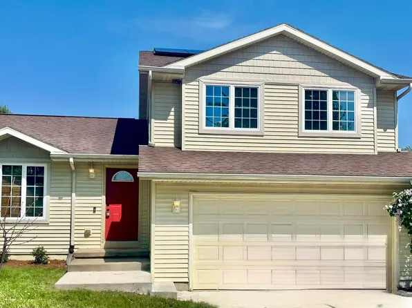 2421 Renaissance Dr, Fitchburg, WI 53711