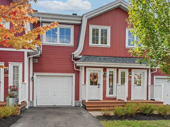 233 Allae Boraalis, Mont Tremblant, QC J8E 0A4