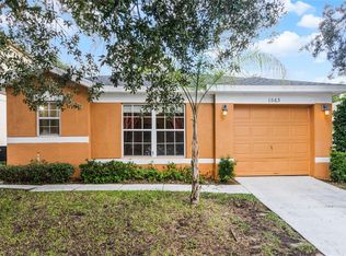 1063 Royal Ridge Dr, Davenport, FL 33896