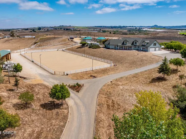2982 Wildhaven Cir, Santa Maria, CA 93454