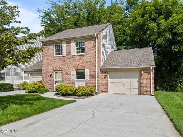 4425 Washington Ct, Knoxville, TN 37917