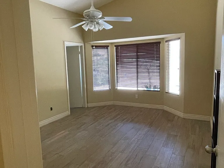 1220 W Butler Dr — Photo 11