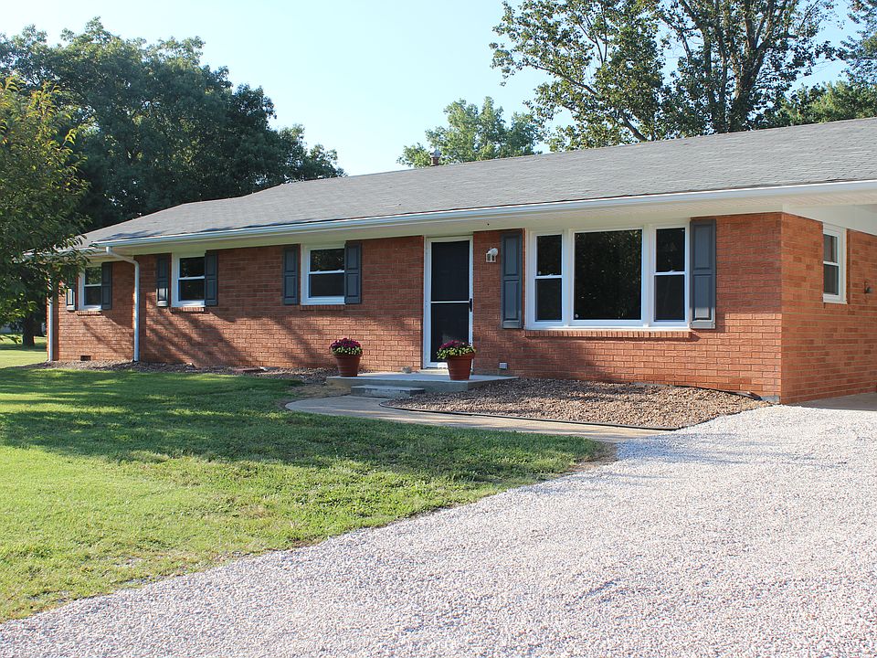 1st image of 946 W State Road 66