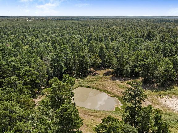 4th image of 235 Flynt Rd