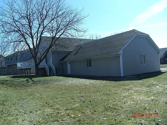 3rd image of 2237 Bentbrook Ct SE
