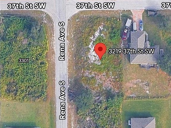 5th image of 3219 37th St SW