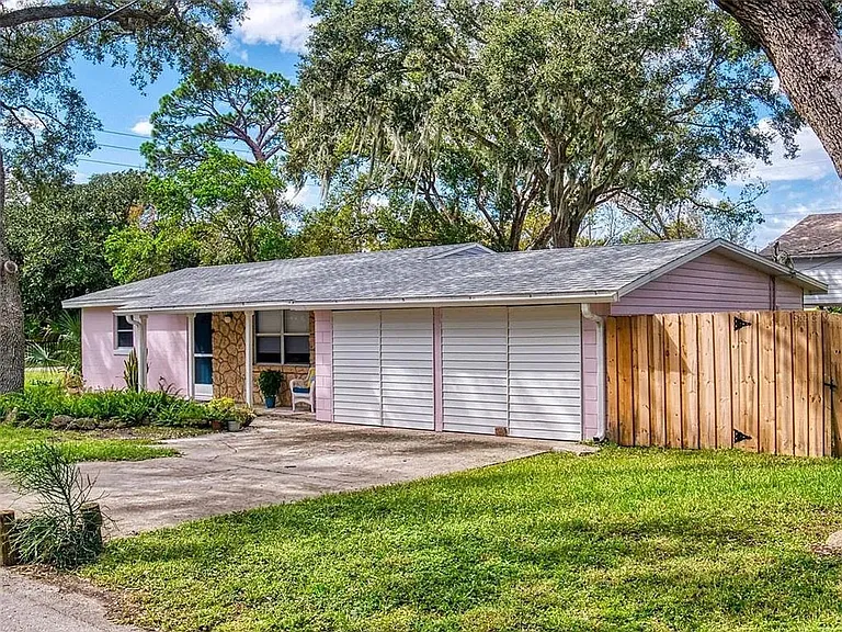 630 Olive St — Photo 38