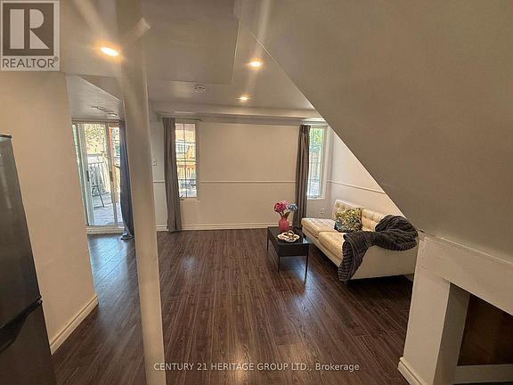 5th image of 109 Bonshaw Ave