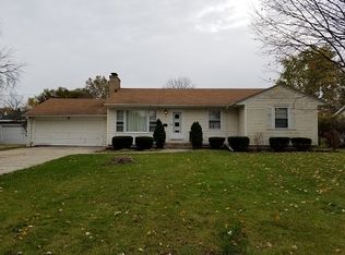 222 S Rosedale Ave, Aurora, IL 60506