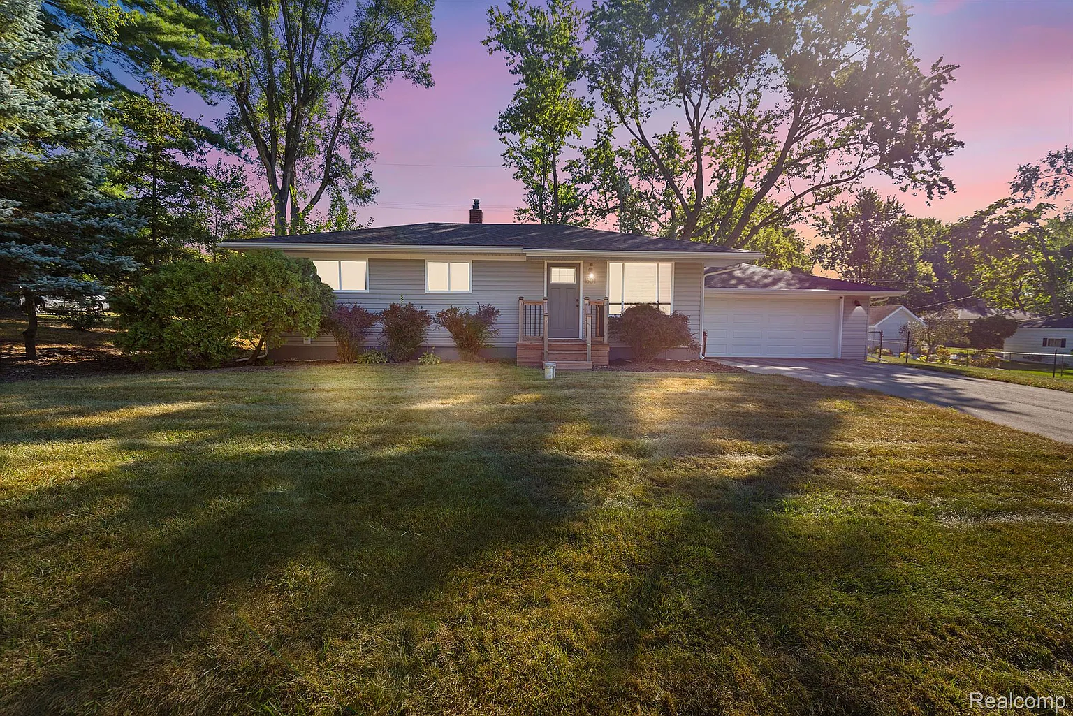 1601 Marylestone Dr photo 1