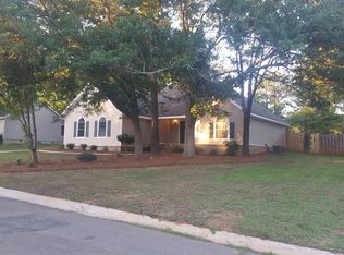 111 Kingstree Ln, Warner Robins, GA 31093