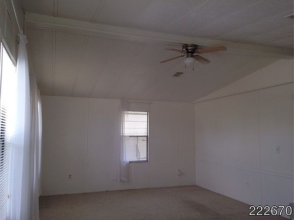 4th image of 36435 Bonney Dr