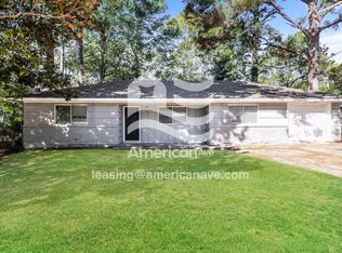 313 Queen Catherine Ln, Jackson, MS 39209