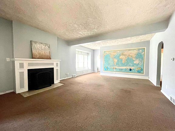 3rd image of 501 N Alameda Dr