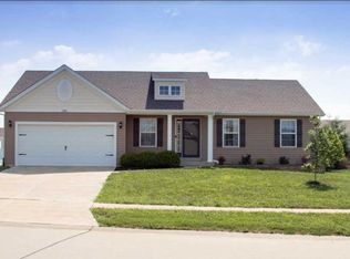 2240 Central Park Dr, Troy, MO 63379