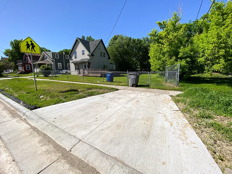 1020 2nd Ave N — Photo 17