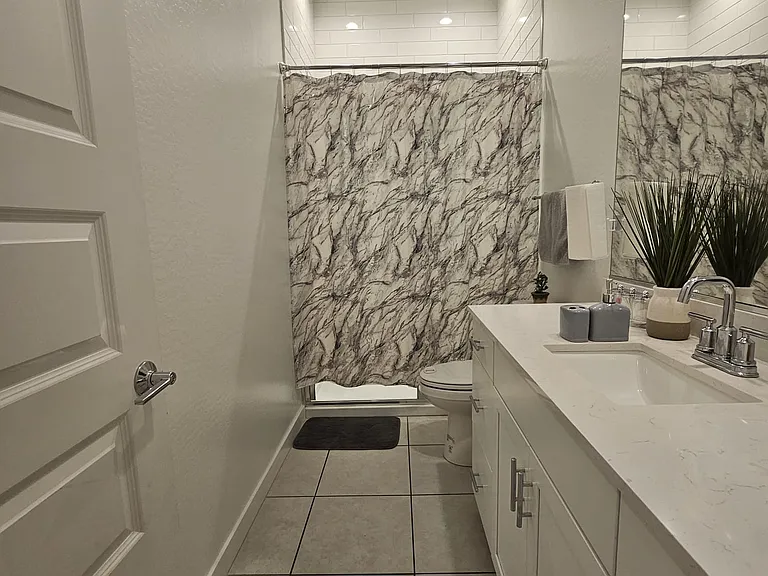 4327 N 92nd Dr #2 — Photo 5