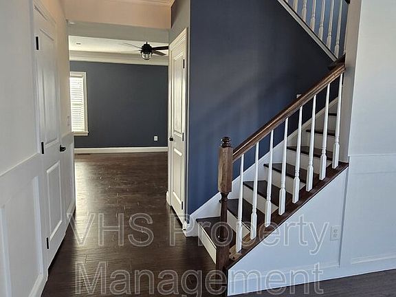 3rd image of 4643 Bee Ct