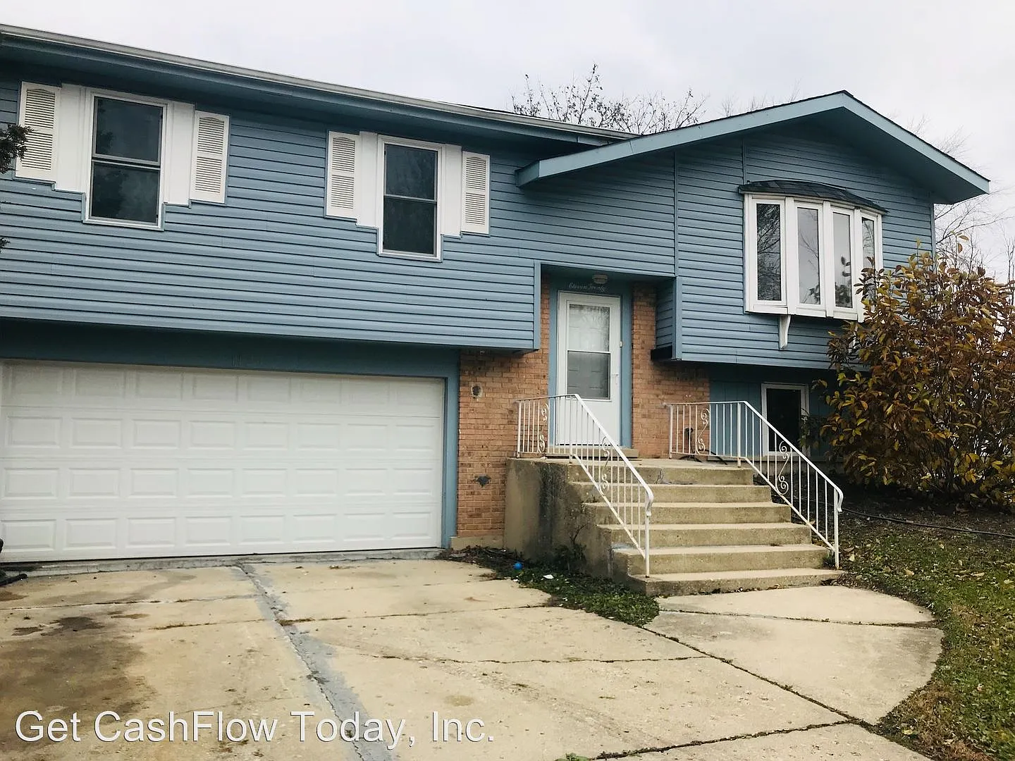 1120 Abbot Ln photo 1