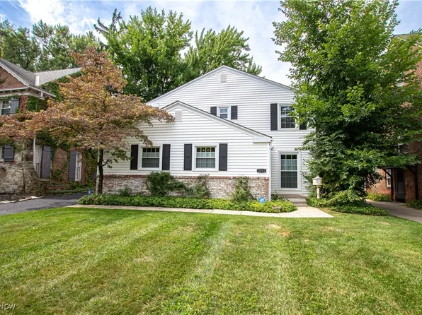 3712 Lytle Rd, Shaker Heights, OH 44122