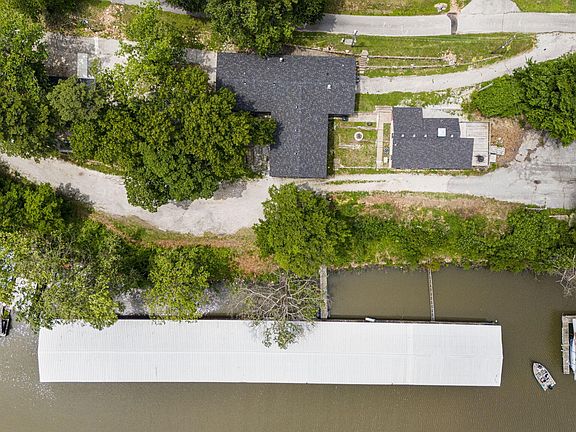 4th image of 550 Morrow Dr