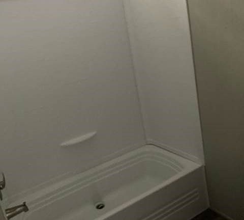 4th image of 86 Lewis Dr