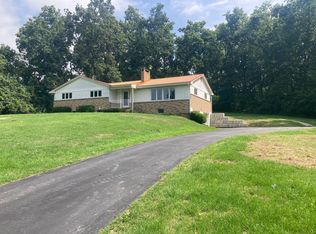 454 Pittsburgh Rd, Bentleyville, PA 15314