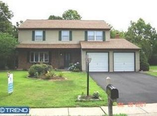 1462 Woodview Rd, Yardley, PA 19067