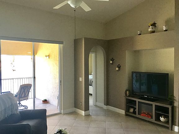 2nd image of 6544 Huntington Lakes Cir APT 203