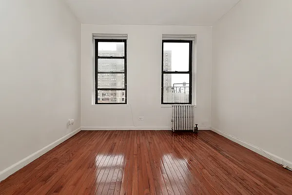 Rented by J Misrahi Realty Corp | media 3