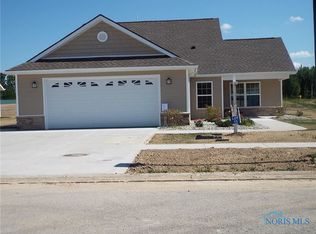 10 Yellowstone Ln, Delta, OH 43515