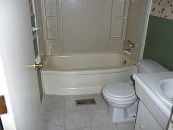 2nd image of 7804 William St